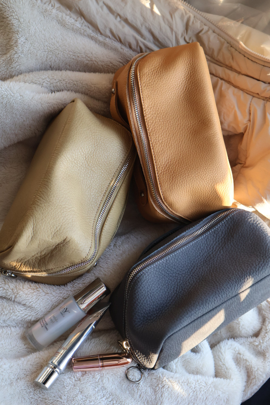 特价化妆包真皮多隔层收纳大容量磨砂皮头层牛皮防水防脏里层,箱包皮具/热销女包/男包,旅行袋,淘宝优惠券,粉丝福利购,淘宝优惠卷