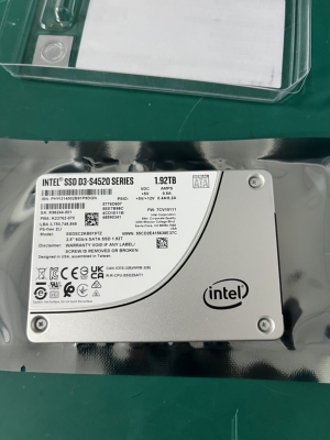 英特尔Intel/英特尔S4520系列,S4520 1.92T/S4520 3.84T