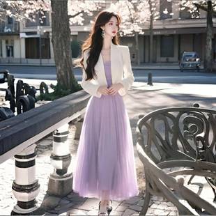 2025春季 女 轻奢高级感超好看独特漂亮白色西装 外套紫色连衣裙套装
