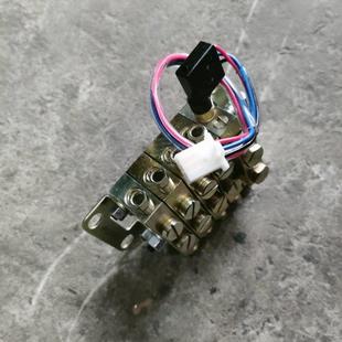 机床配件浙J江永嘉流遍PQ1型冲床专用递进片式黄油分油器循环指示