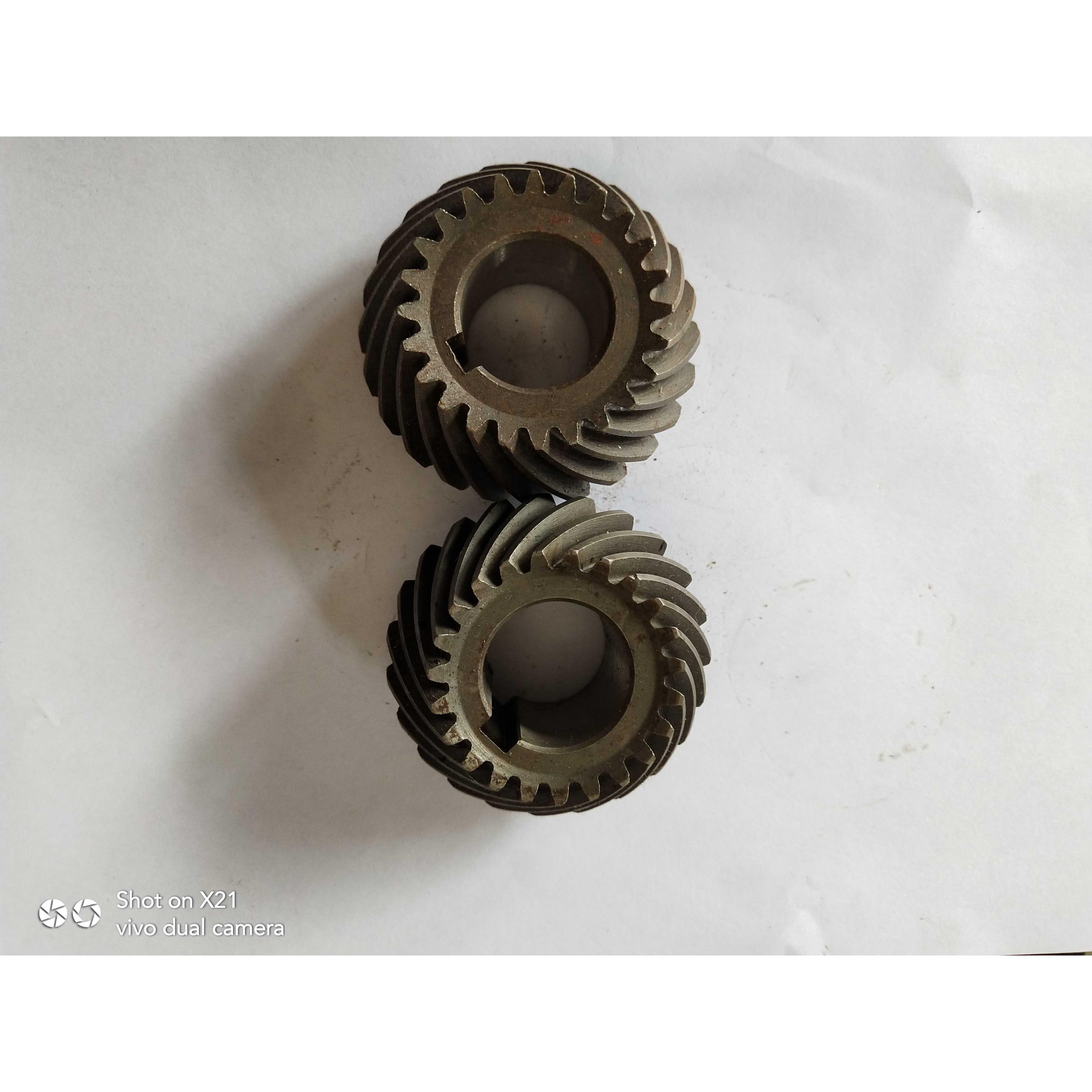 机床配件杭州启新机床厂XQ6225/XQ6230铣床螺旋伞齿Z3/23 /Z242/2