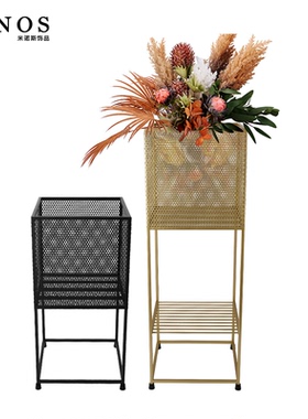 现代轻奢服装店门店落地花器金属铁艺镂空大花瓶酒店大堂花桶摆件