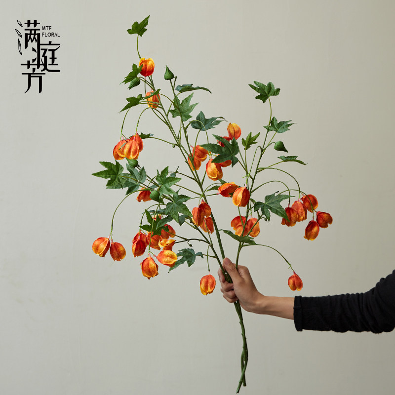 灯笼果橙红色仿真花束吊钟花图片