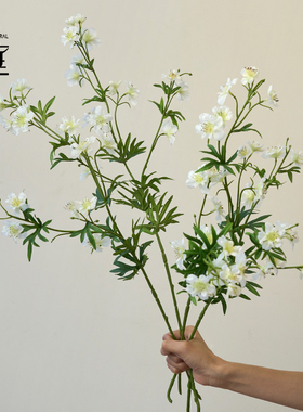 满庭芳千鸟小飞燕白色仿真花束