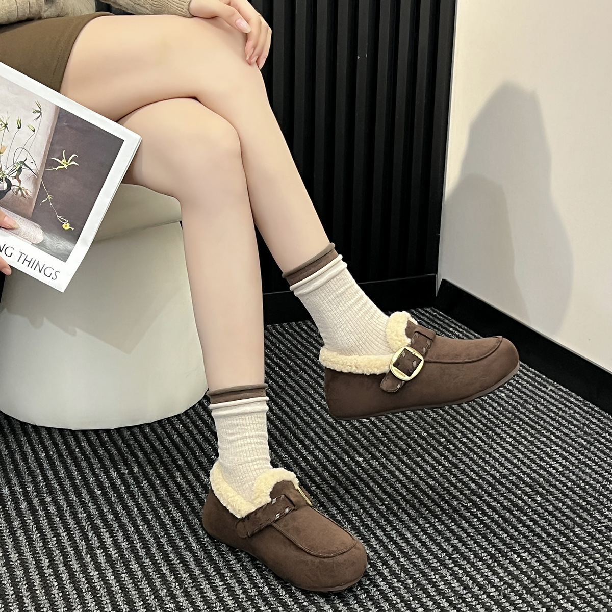 棉鞋女2025秋冬新款加绒毛毛鞋韩版皮带扣包子鞋平底瓢鞋女豆豆鞋