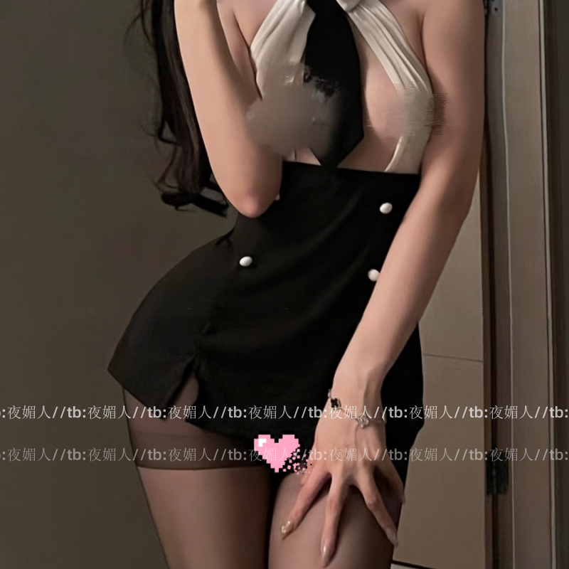 露背连衣裙女送2025jk露胸连衣裙