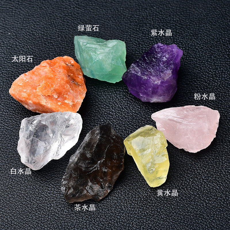 เครื่องประดับผสมจากหินธรรมชาติคริสตัลแบบดิบ ตัวอย่างแร่ สีม่วง เหลือง ขาว ชมพู คริสตัลแร่ หินกระจายกลิ่นหอม