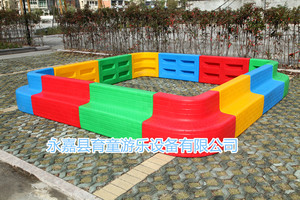 新款多功能塑料沙滩玩具游戏沙池彩色组合塑料凳子海洋球波波球池