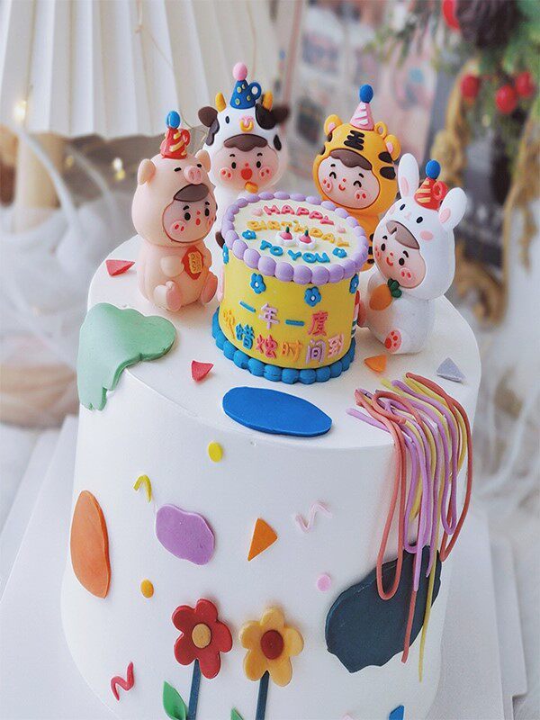 软胶十二生肖蛋糕摆件派对帽小牛虎宝兔宝宝儿童生日派对烘焙装饰