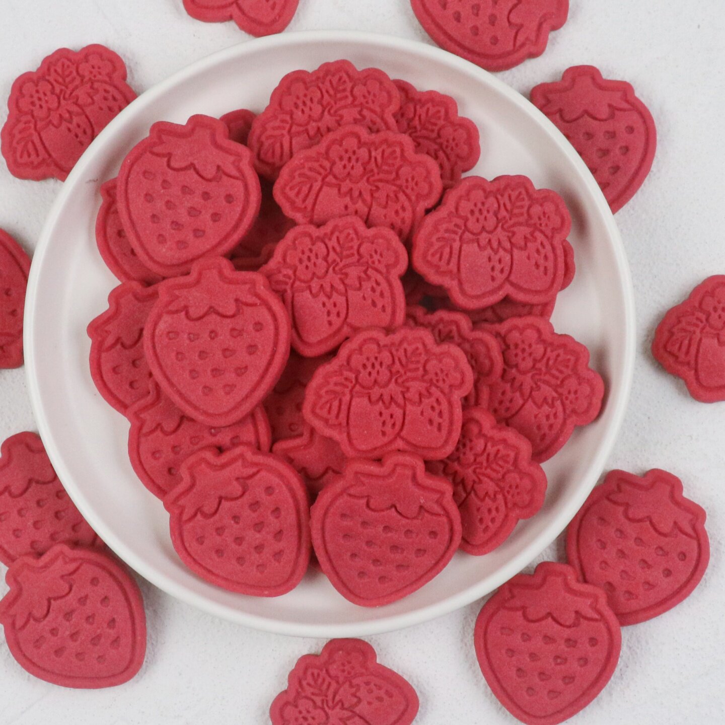 蛋糕装饰摆件红色粉色草莓造型酥性饼干生日甜品台装扮插牌