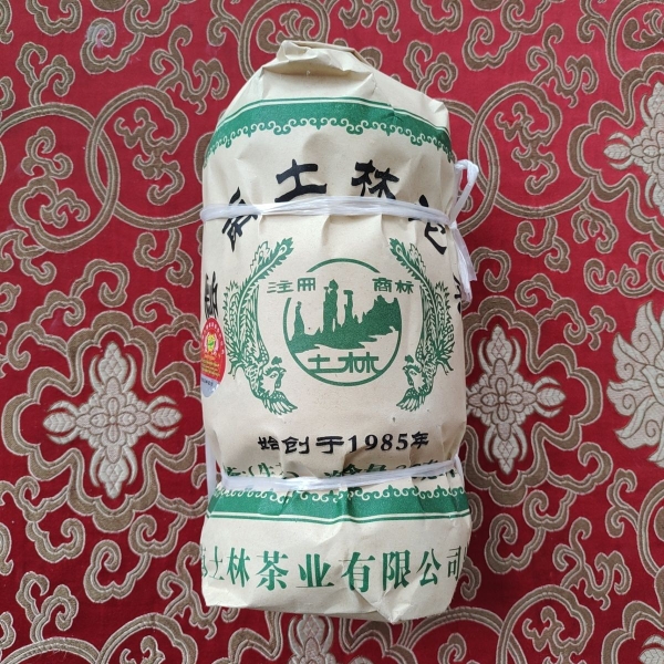 土林凤凰2009年250克生茶高香干仓 高品质白菜沱烟韵霸气回甘耐泡