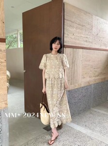 欧洲站设计师2024夏季新款 复古典雅水溶花短袖上衣+半身裙套装女