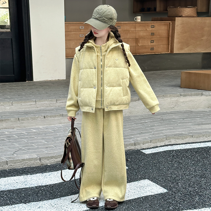 女童秋冬马甲加绒套装2025新款大童冬装棉马夹儿童加厚卫衣三件套