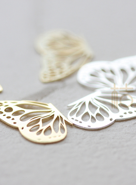 DIY饰品黄铜配件 26*18mm图形蝴蝶翅膀镀金银铜绿自然挂件(4611C)