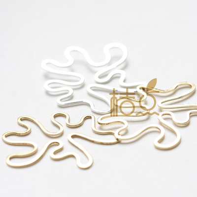 DIY饰品配件黄铜配件27*26mm 链接 镂空 花 (4118C)