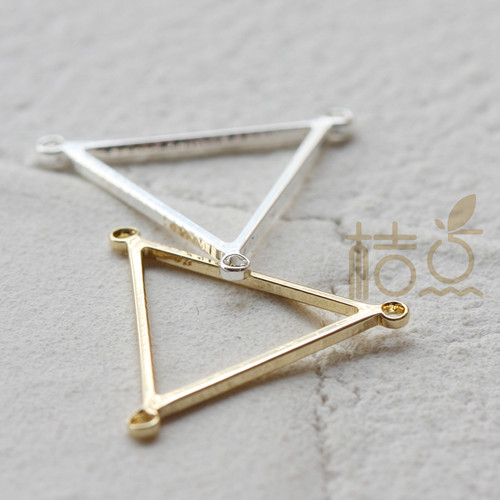 DIY饰品黄铜配件21*19mm镀厚金银三角形 三孔 挂片 吊坠(3745C) - 封面