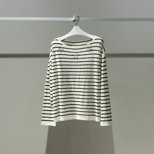 伊家同款2026伊芙丽春季新款休闲一字领长袖条纹针织衫1H4130721