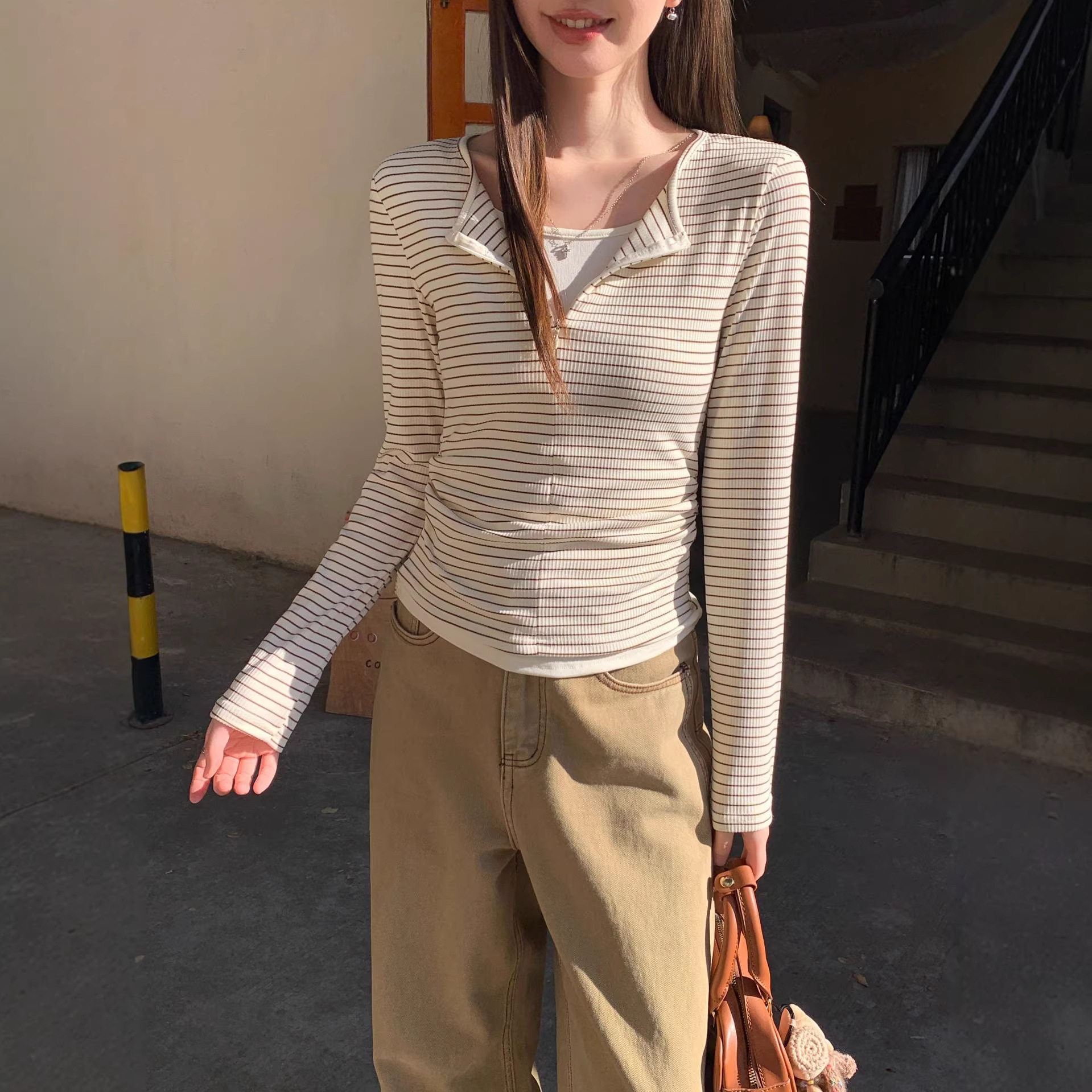 原版面料韩系假两件条纹长袖t恤女春小个子修身内搭短款单穿上衣