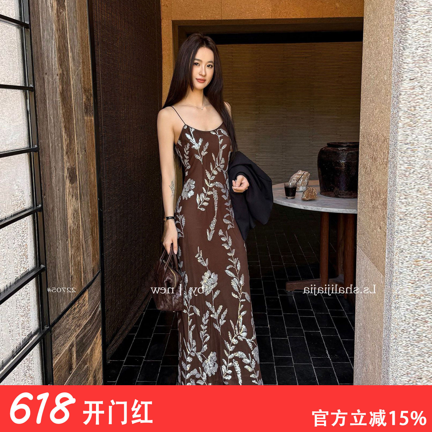 大码女装秋季法式重工亮片刺绣吊带连衣裙气质显瘦生日宴会礼服