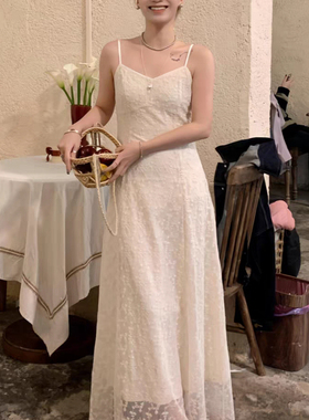 大码女装2025夏季新款法式温柔白色蕾丝吊带高级感气质显瘦连衣裙