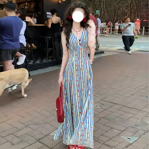 夏季法式V领碎花大码收腰连衣裙