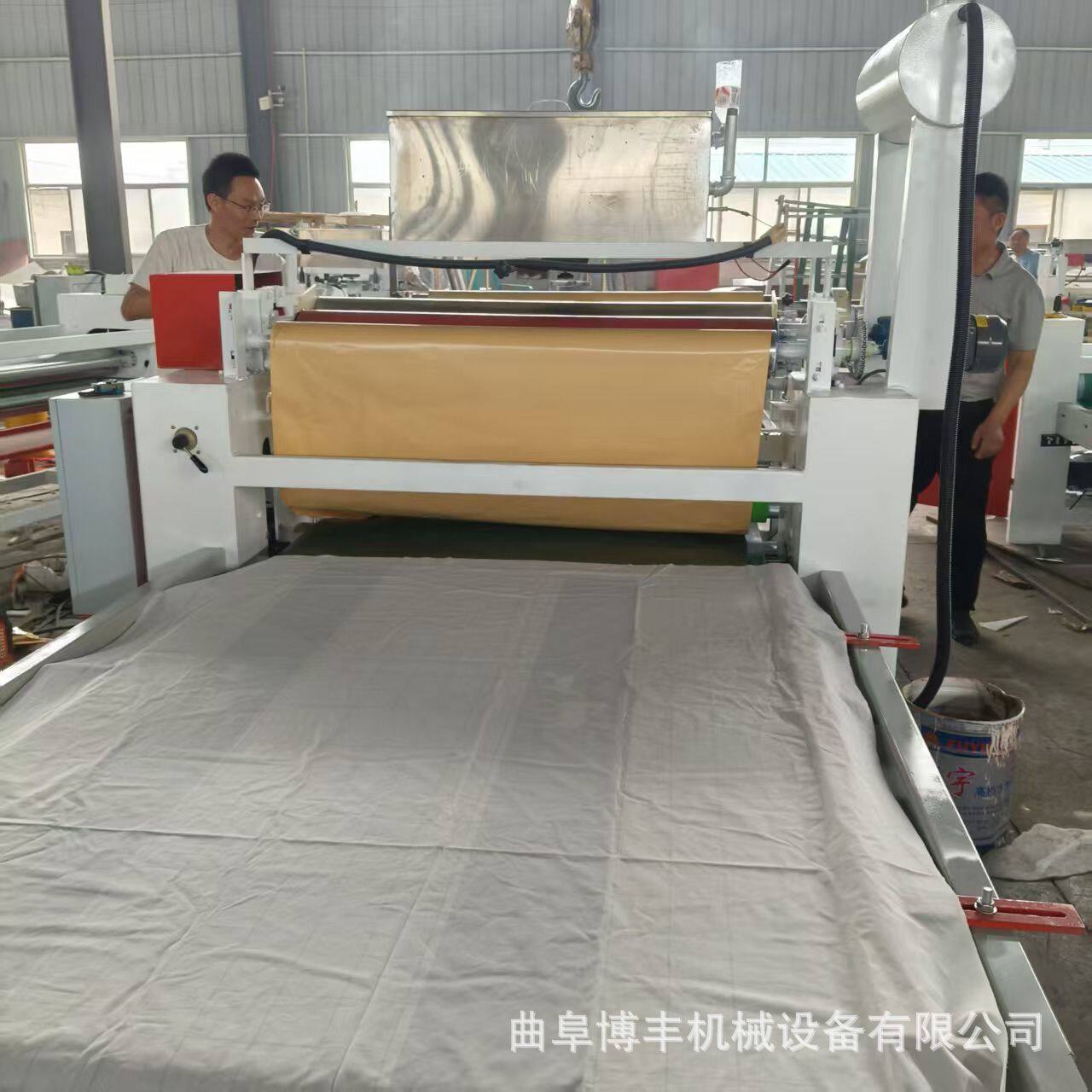 EVA泡绵不干胶涂胶机 珍珠棉植绒无纺布压敏胶背胶机离型纸复合机