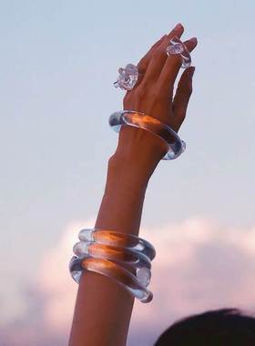 Ins透明树脂圆形戒指网红同款简约少女韩国尾戒交叉手镯Trinkets