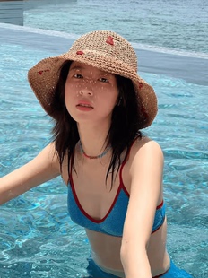 保守分体温泉女孩游泳衣 超性感比基尼遮肉网红款 2024新款 泳衣女款