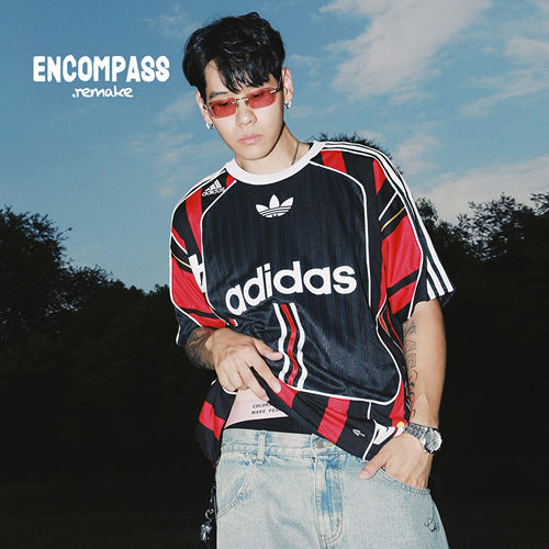 阿迪达斯AC米兰球衣拼接T恤