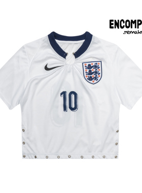 Nike Remake英格兰球衣穿搭 朋克辣妹风 Jerseyfit T恤 ENCOMPASS