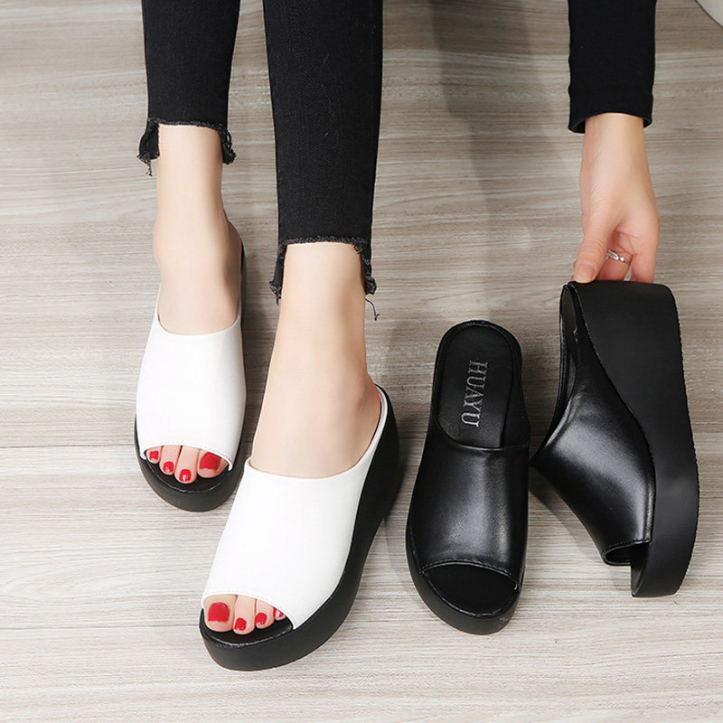 2019夏季新款百搭厚底坡跟魚嘴高跟防水台時尚大碼女涼鞋松糕拖鞋在類目 女鞋, 拖鞋, 壹字拖中 - 來自Buy2taobao.com提供專業的淘寶代購服務