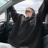 黑色