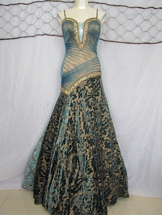 魅惑实拍意大利原单重磅真丝绒钉珠吊带晚礼服宴会连衣裙孤品样衣