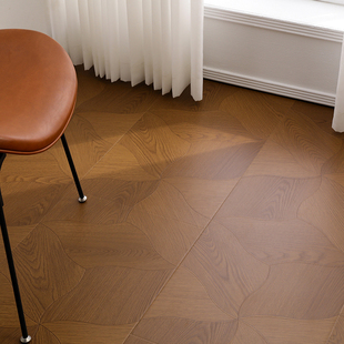 12mm异形艺术拼花胡桃色柚木色荷叶纹柳叶拼鱼骨纹强化复合木地板