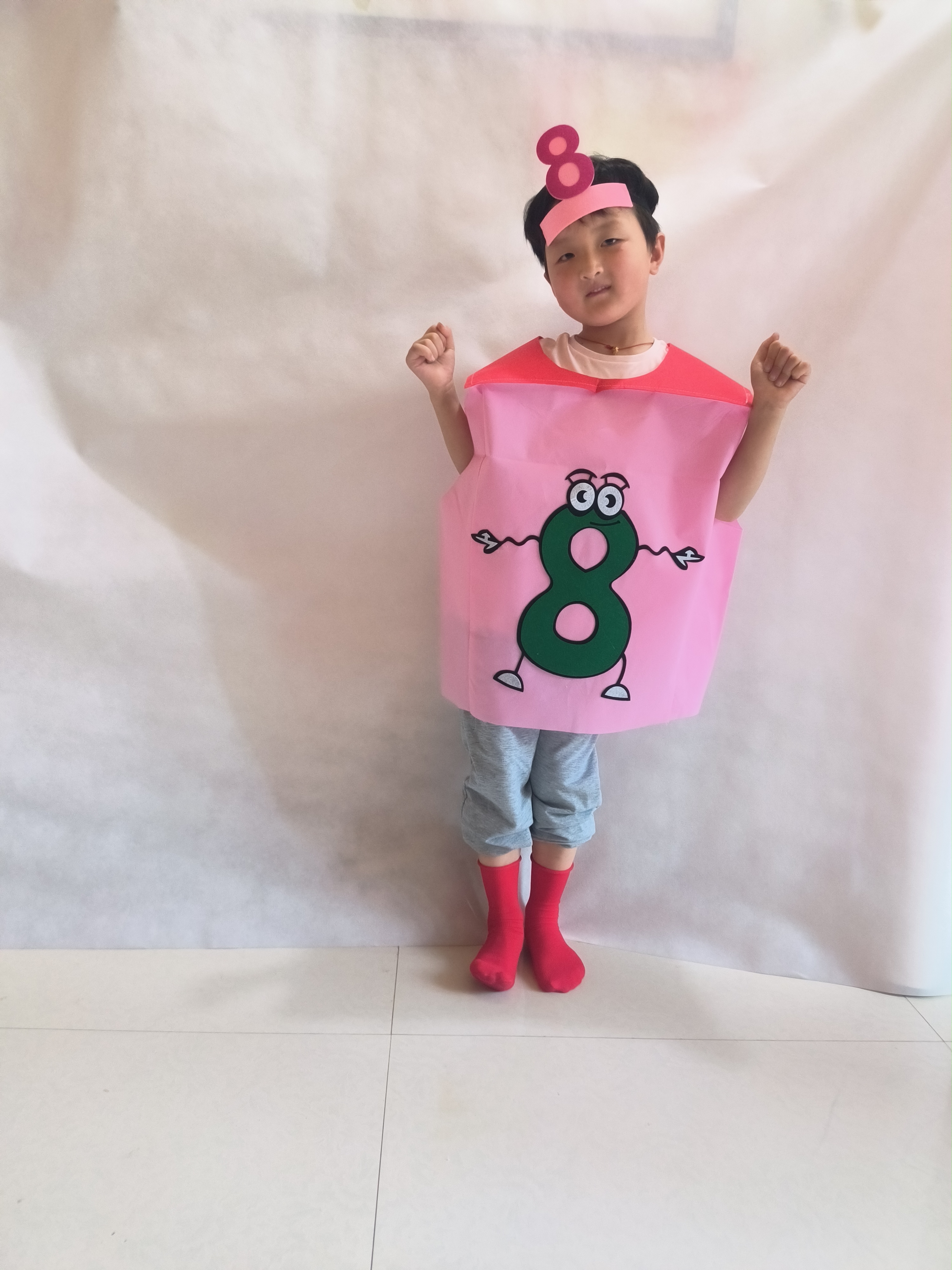 儿童绘本剧幼儿园节目演出数字王国加号减号乘号除号舞台表演服