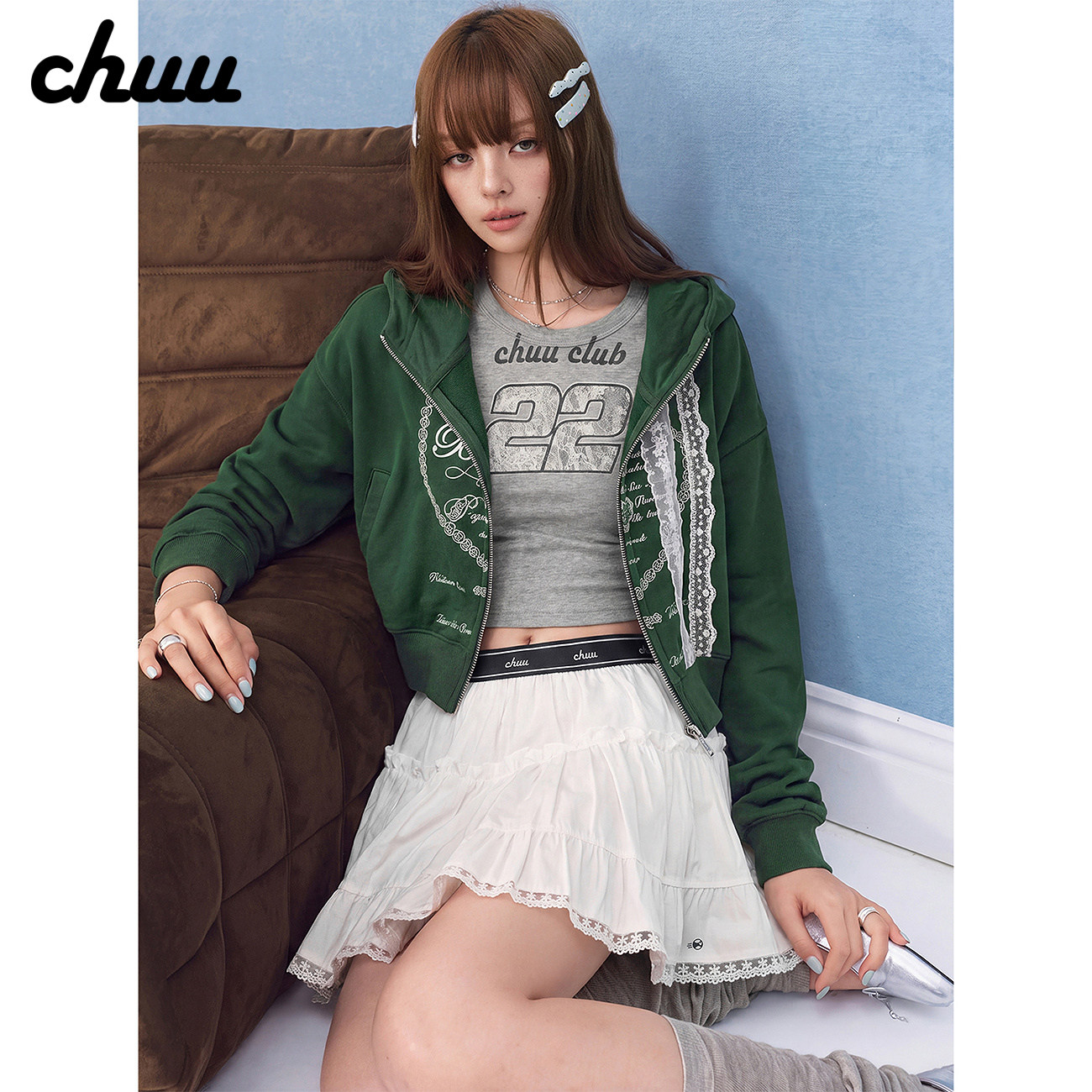 CHUU蕾丝花边连帽外套女2026秋季新品爱心字母印花宽松长袖棒球衫
