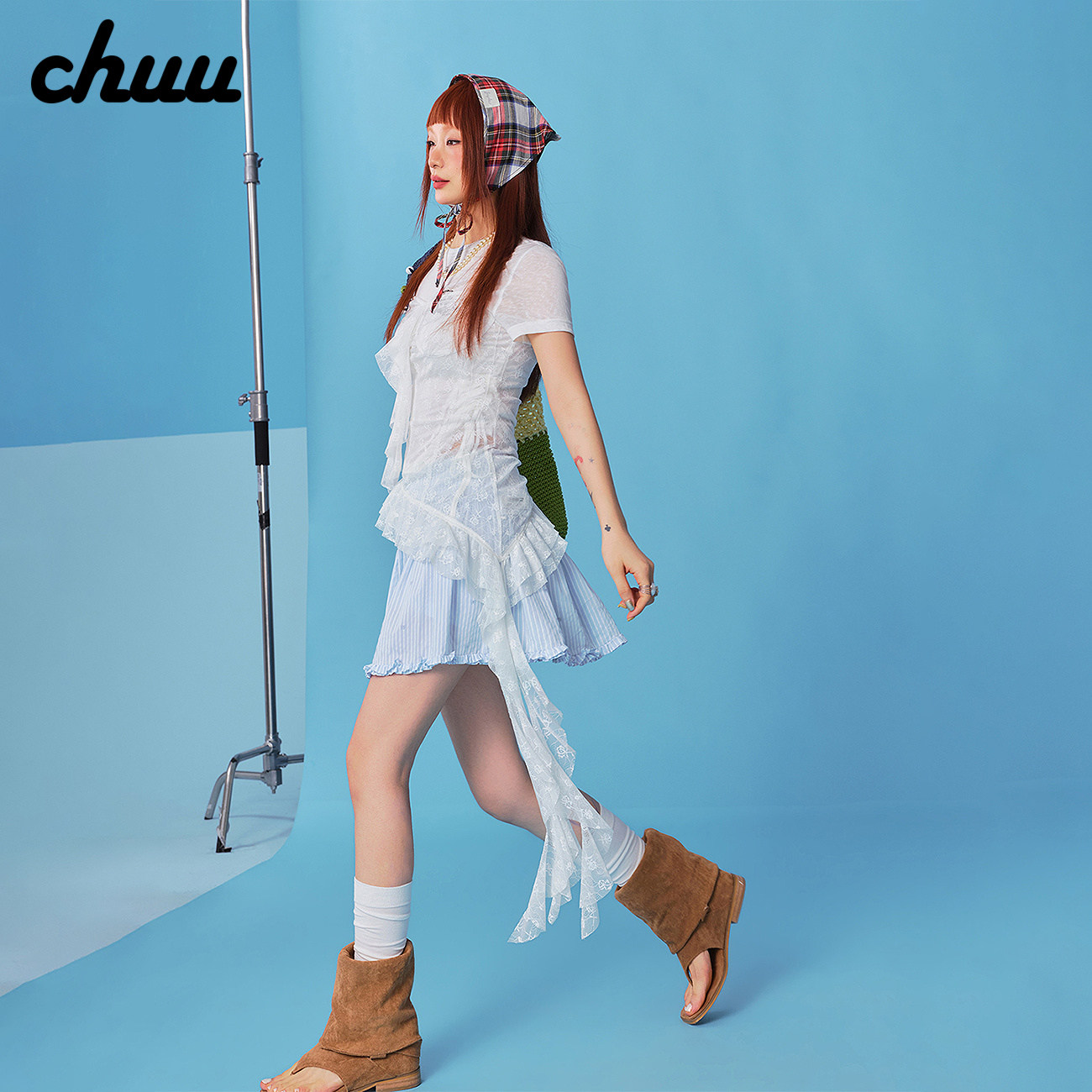 CHUU钩花镂空雪纺衫女2026年夏季新品不对称木耳荷叶边蕾丝吊带衫