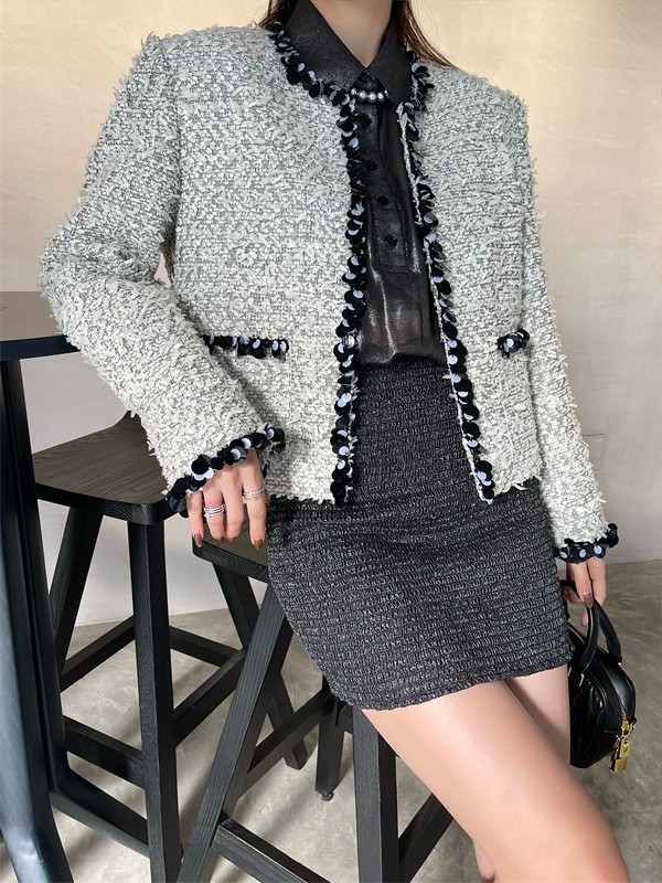 YZ|PENNY68871气质名媛小香风羽绒服女23冬新款法式亮片短款上衣