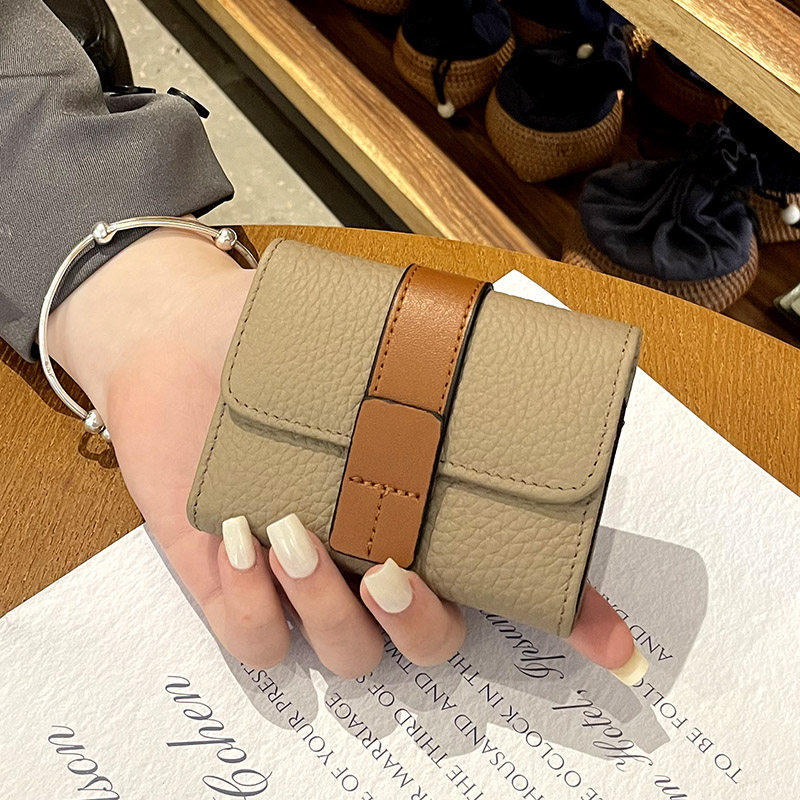 日韩风卡包女士新款小巧多卡位精致高档短款钱包真皮质感便携卡套