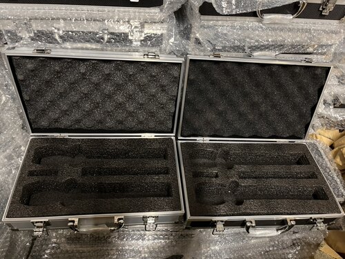 2只无线话筒铝箱子两支装麦克风铝箱保护箱话筒盒子KTV包房工具箱 - 封面