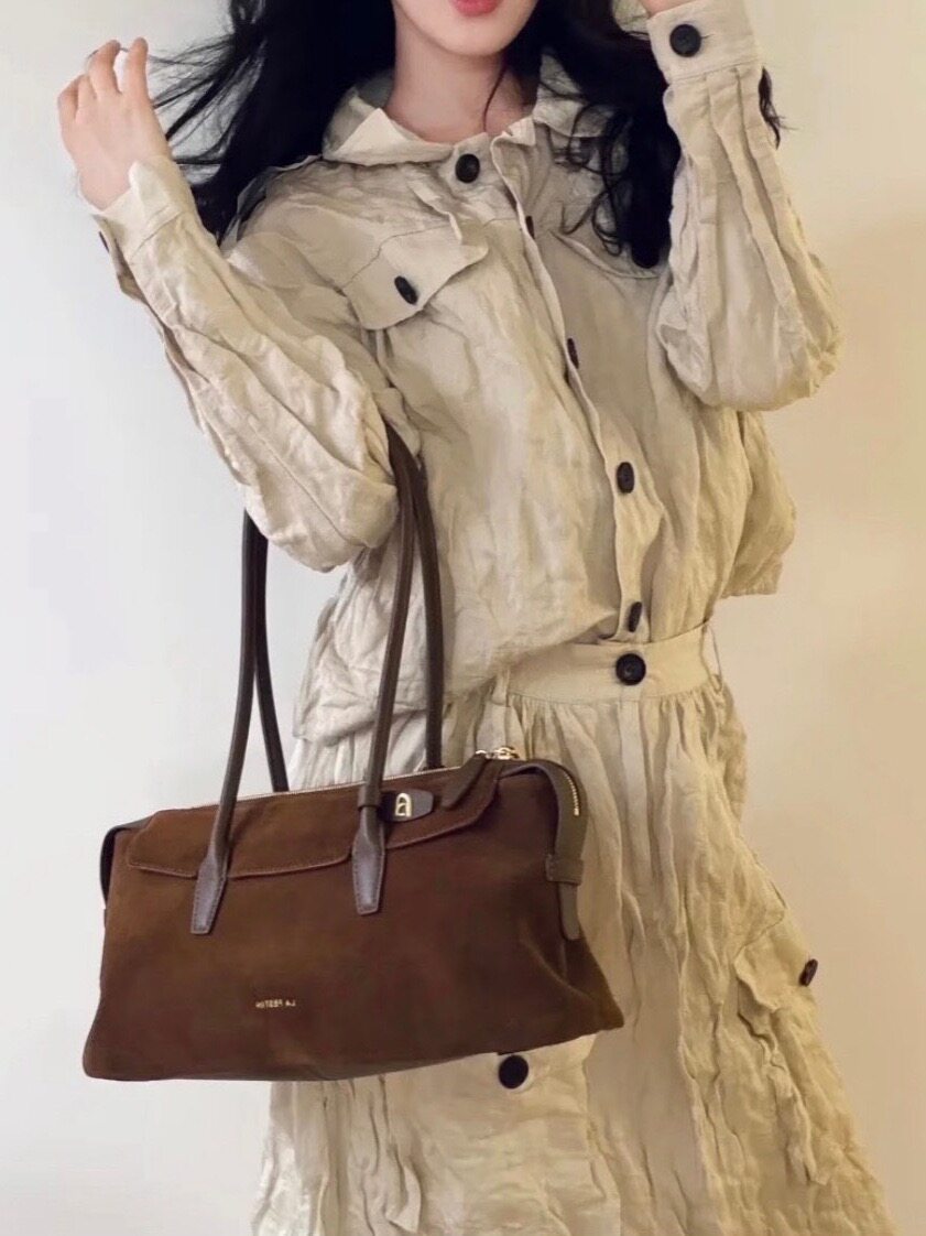 章若楠同款松弛感亚麻工装套装女 肌理皱感立领外套 + 大口袋半裙