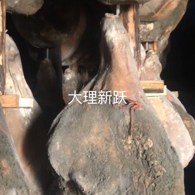云南火腿整只老火腿大理鹤庆老火腿两年半整只16-20斤自制腊肉