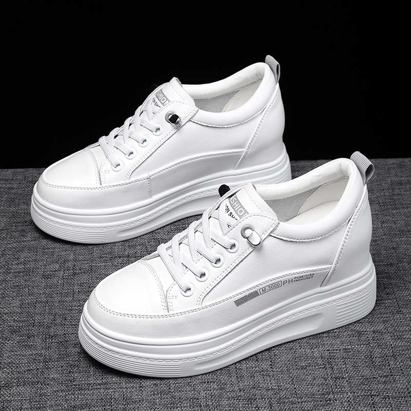 真皮内增高小白鞋女2025新款轻便显脚小松糕鞋7CM小个子厚底女鞋