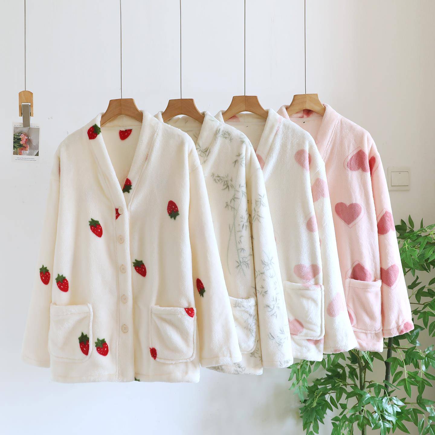 冬季睡衣女上衣单件珊瑚绒长袖加绒加厚V领新款开衫法兰绒家居服