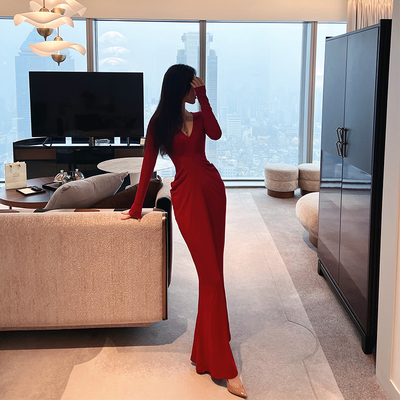 bear熊熊屋【风情万种】红运当头收褶包臀鱼尾针织开门红连衣裙女