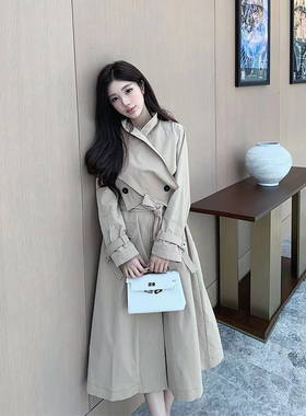 熊熊屋【罗曼蒂克】d10r用料4米交叉式v领收褶松弛大气感风衣