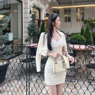 智感千金 花朵吊带裙套装 气质女人味短款 外套修身 西装 熊熊屋