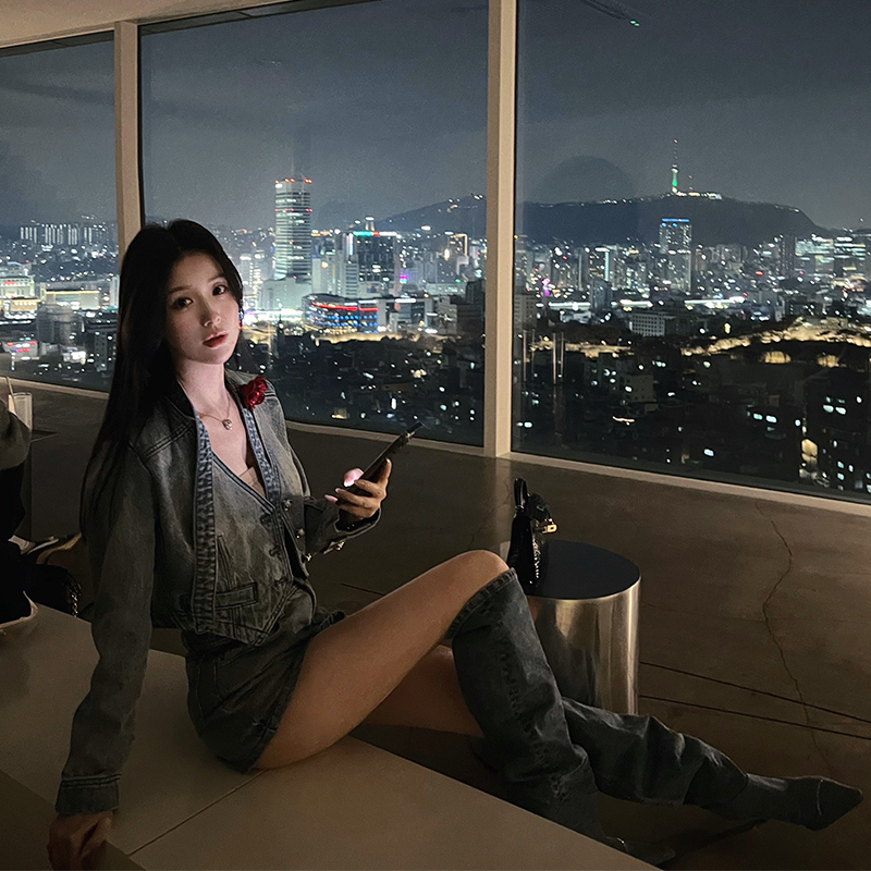 bear熊熊屋【古早辣妹】天仙同款牛仔V领花朵外套包臀裙裤套装女