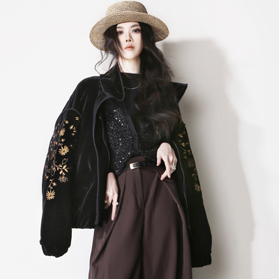 金色花朵刺绣丝绒复古夹克女