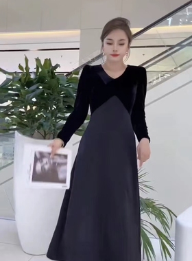 风尚卡琦91082金丝绒连衣裙秋季复古V领拼纯色高腰大摆长裙